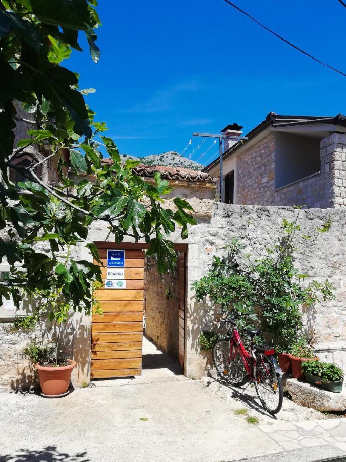 Apartments Branko Stari Grad Kültér fotó