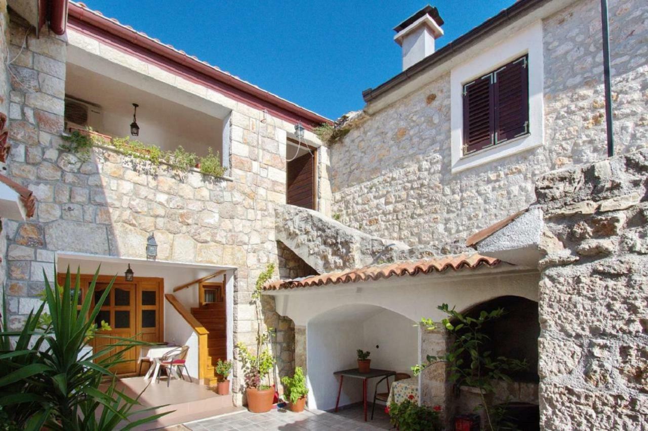 Apartments Branko Stari Grad Kültér fotó