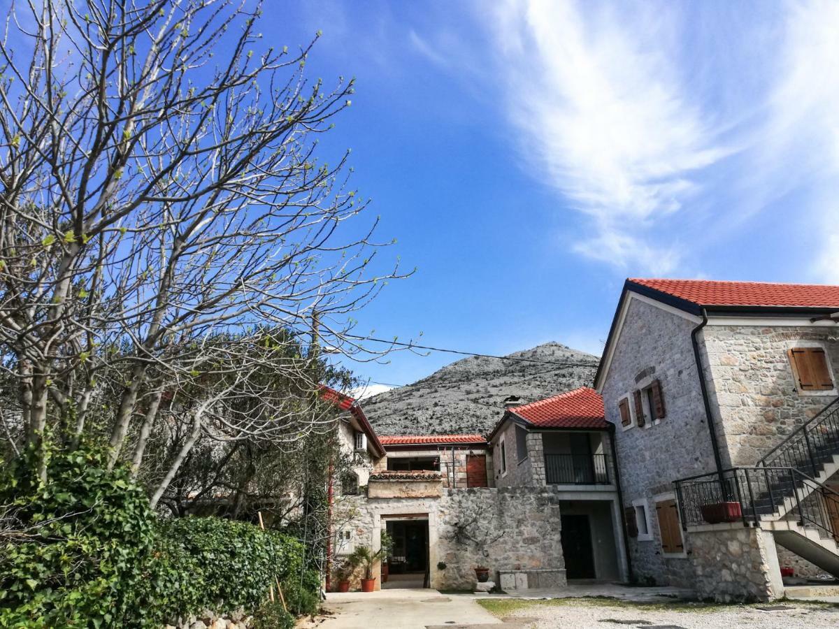 Apartments Branko Stari Grad Kültér fotó