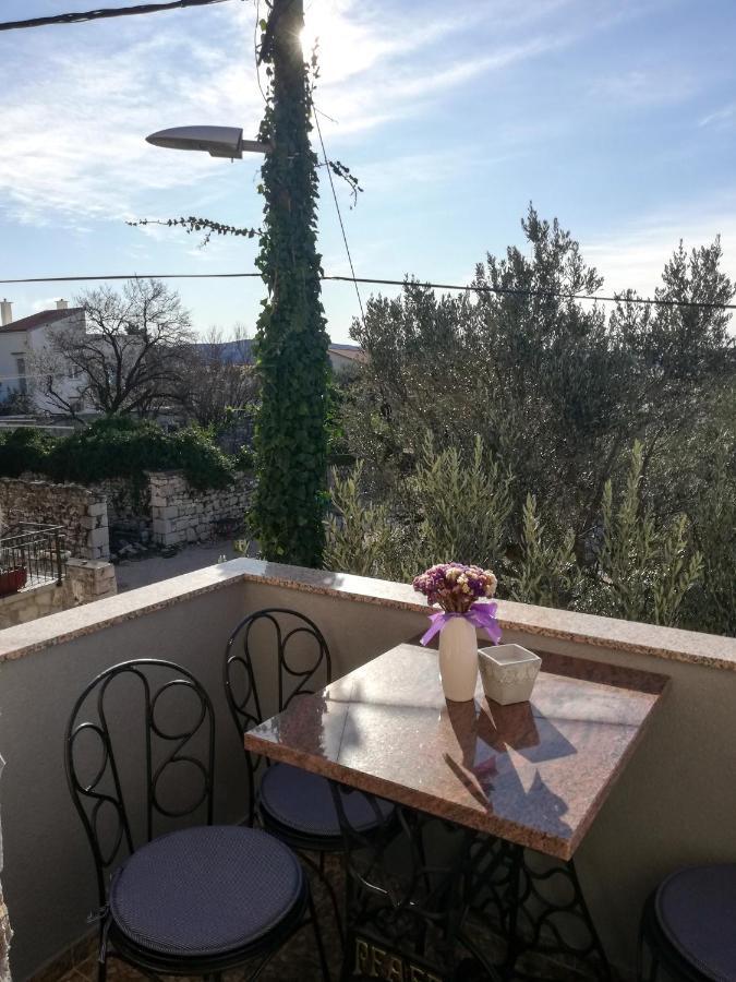 Apartments Branko Stari Grad Kültér fotó